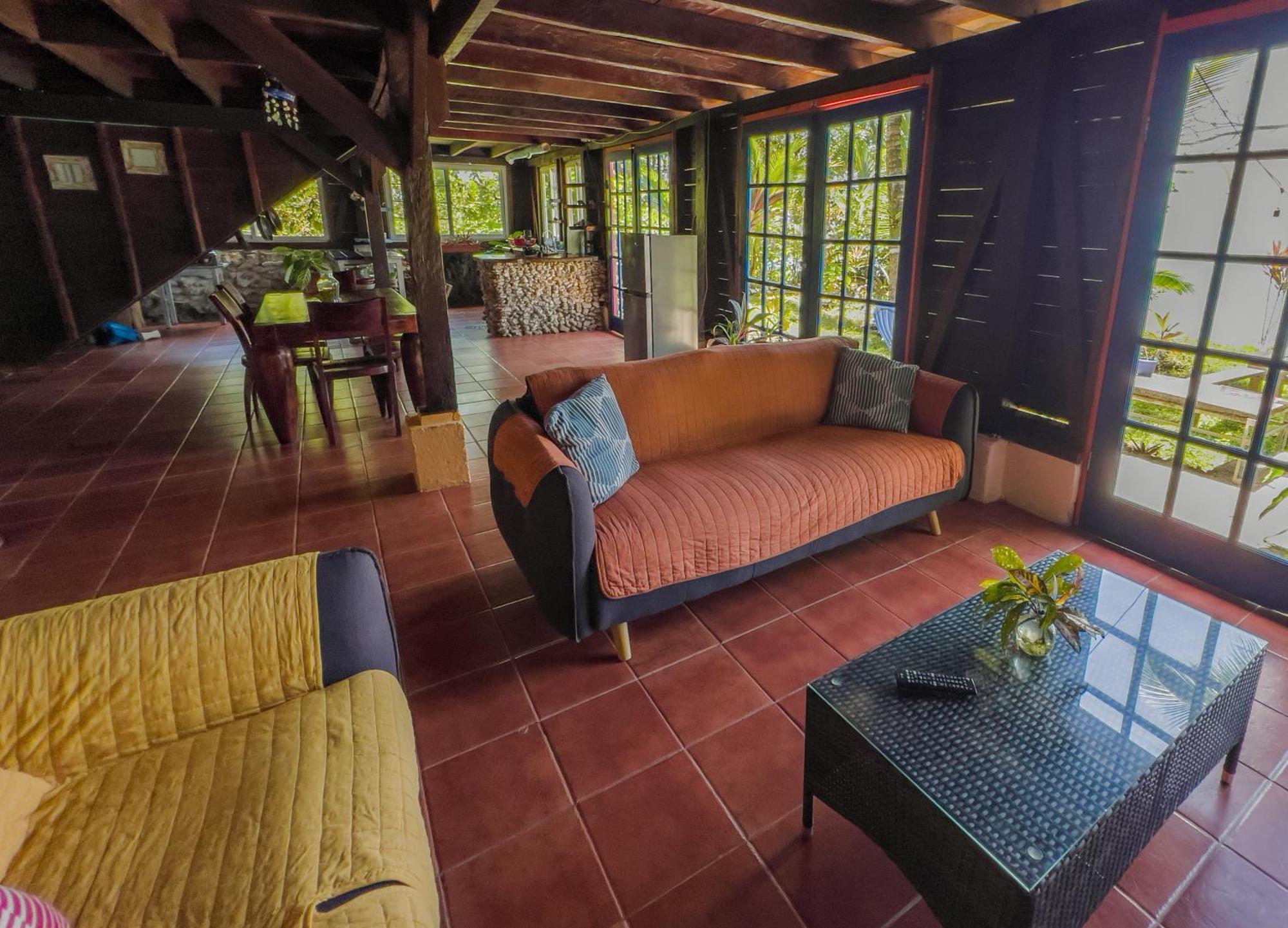 Guest house Mosana Reef Garden