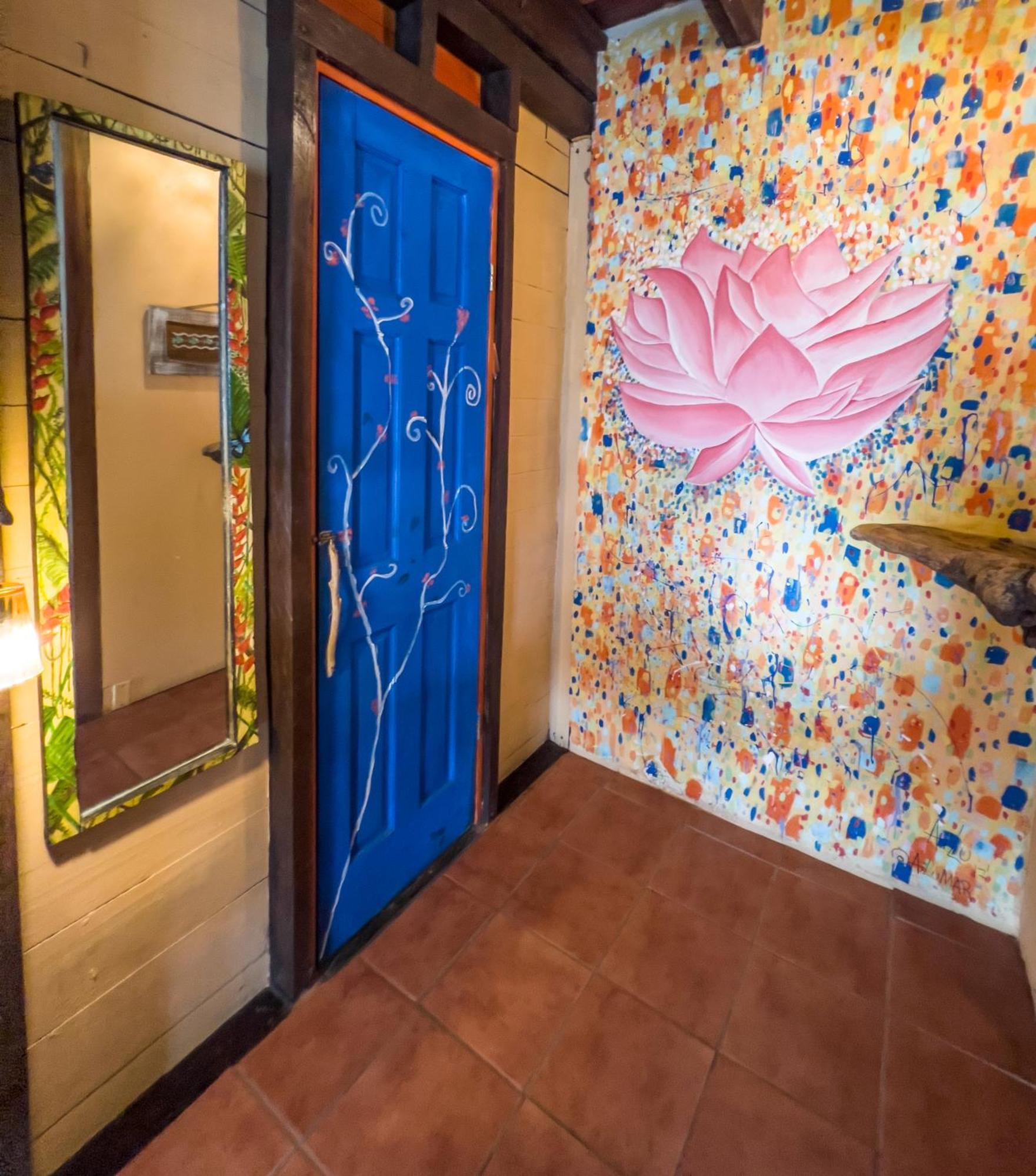 Guest house Mosana Reef Garden