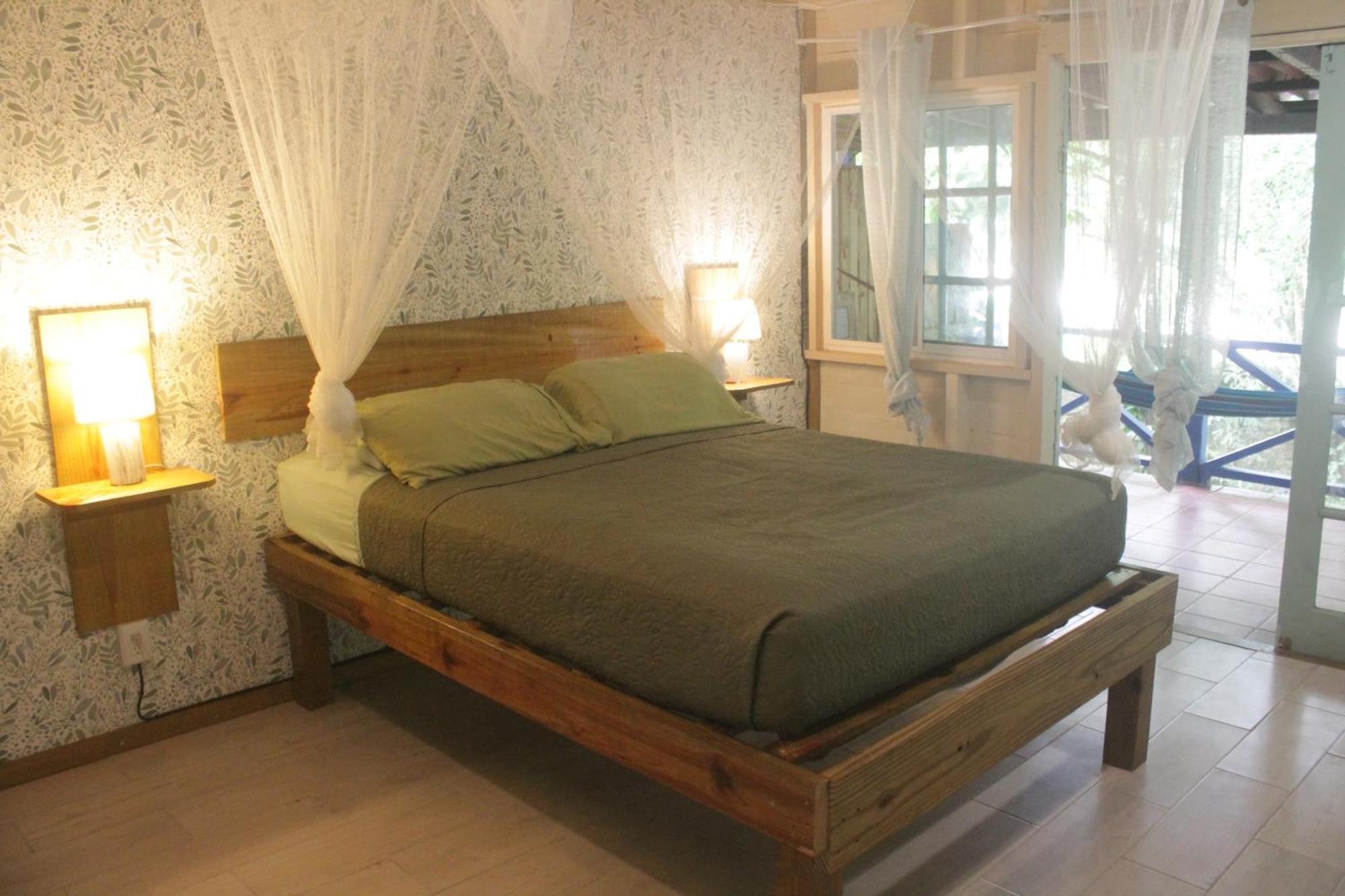Mosana Reef Garden Guest house *